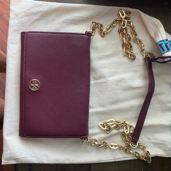 Tory Burch Robinson tiny purse on gold chain